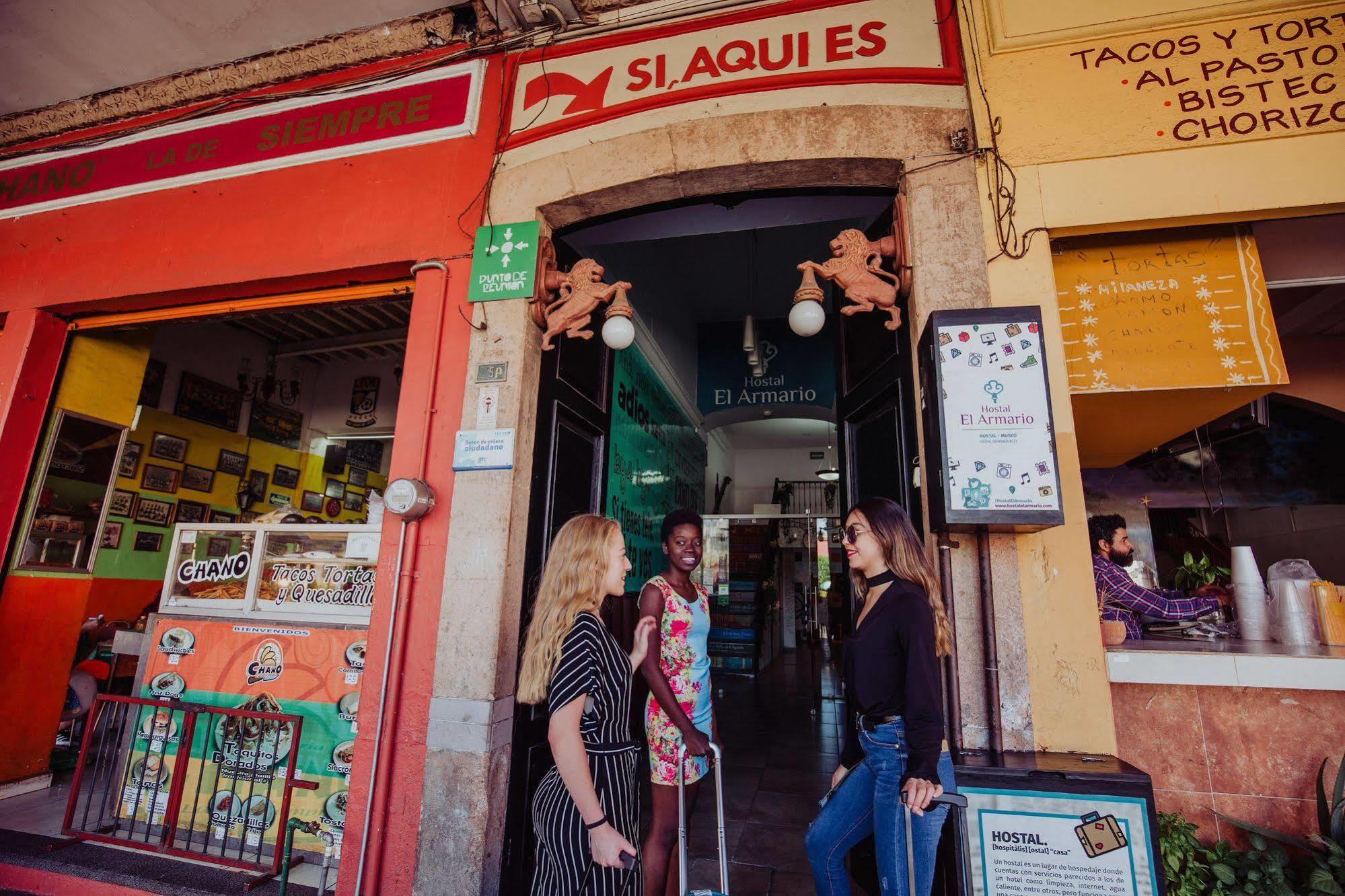 Hostal El Armario León Exterior foto